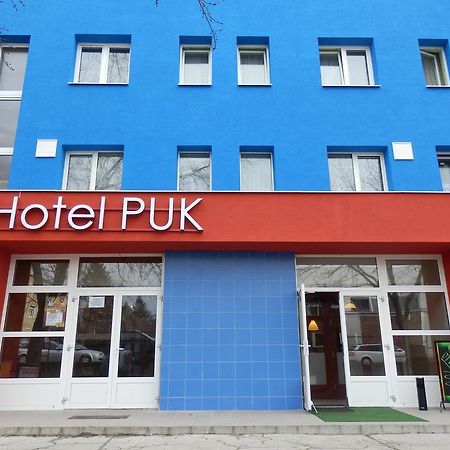 Hotel Puk Topoľčany Exterior foto